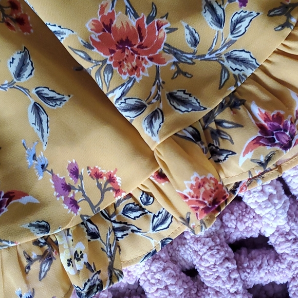 Zara Floral blouse - Picture 6 of 6